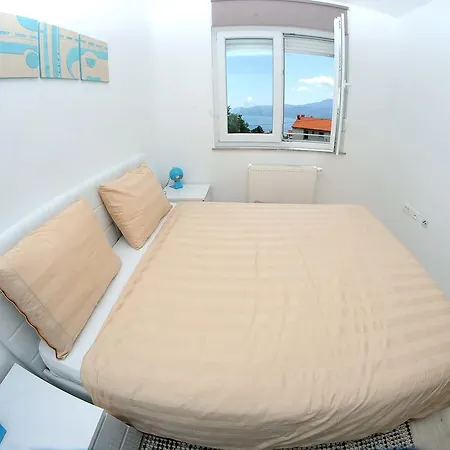 Livingstone アパート リエカ